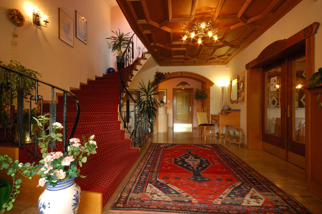 Hotel & Residenz Traubenheim Наллес Экстерьер фото