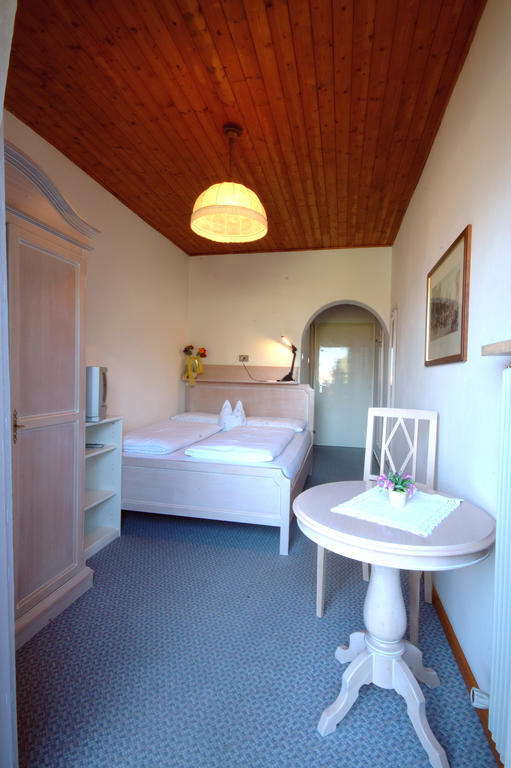 Hotel & Residenz Traubenheim Наллес Номер фото