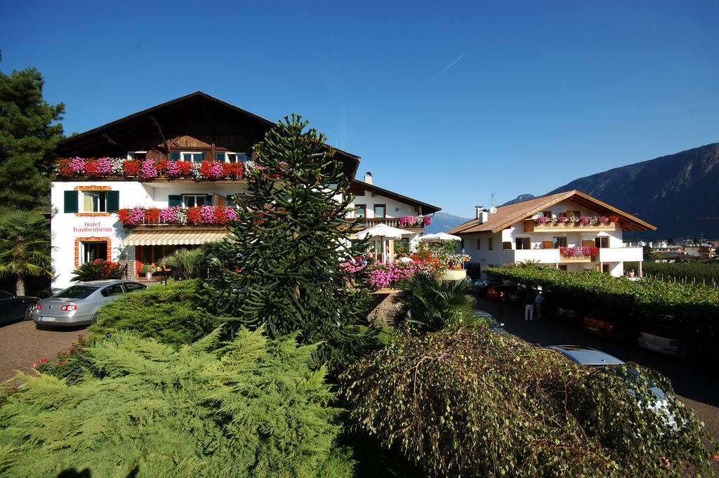 Hotel & Residenz Traubenheim Наллес Экстерьер фото
